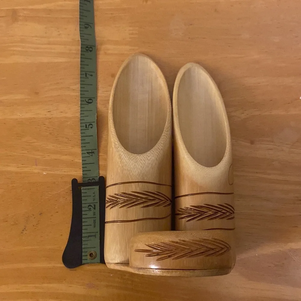 Pencil Holder Wooden Handmade Jamaica  Excellent Condition (items not included)